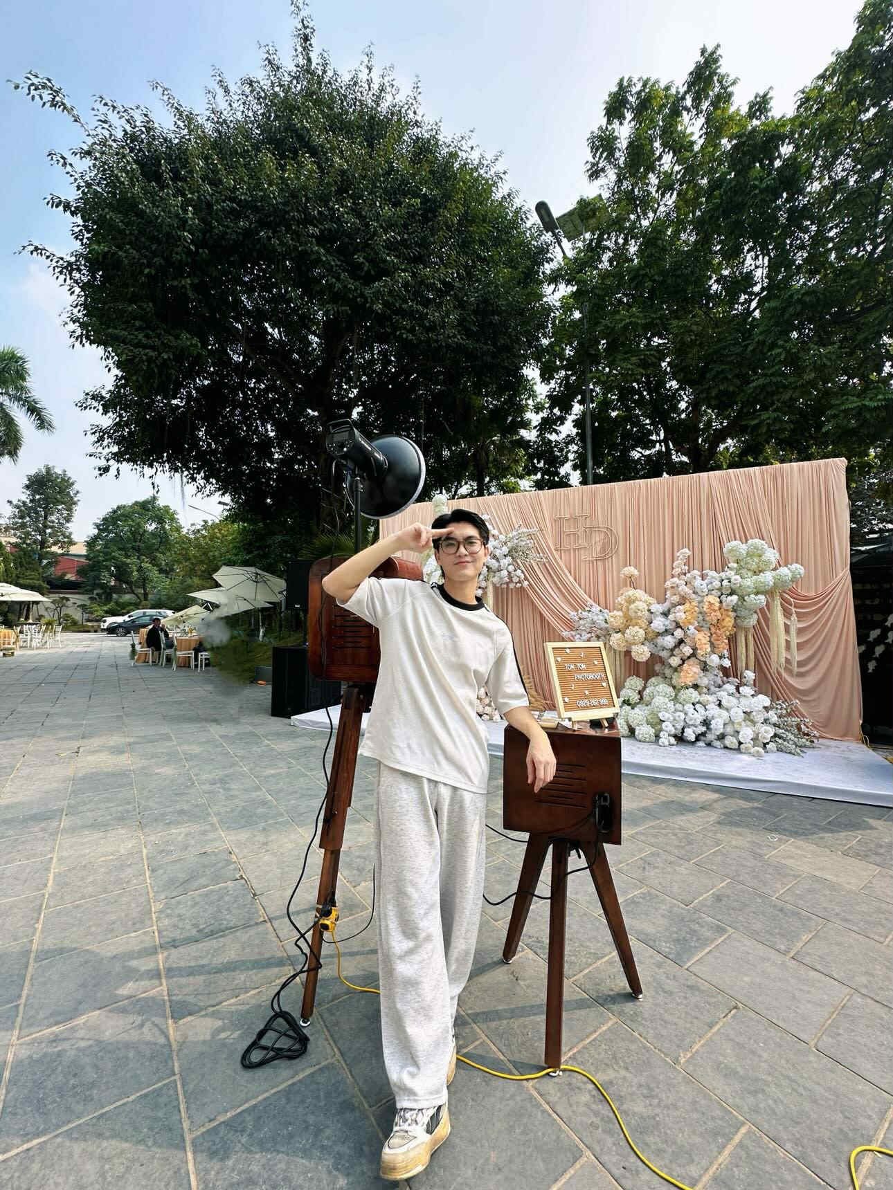 ac62d76c e1a2 4f0d 9068 e7fc9a705392 copy