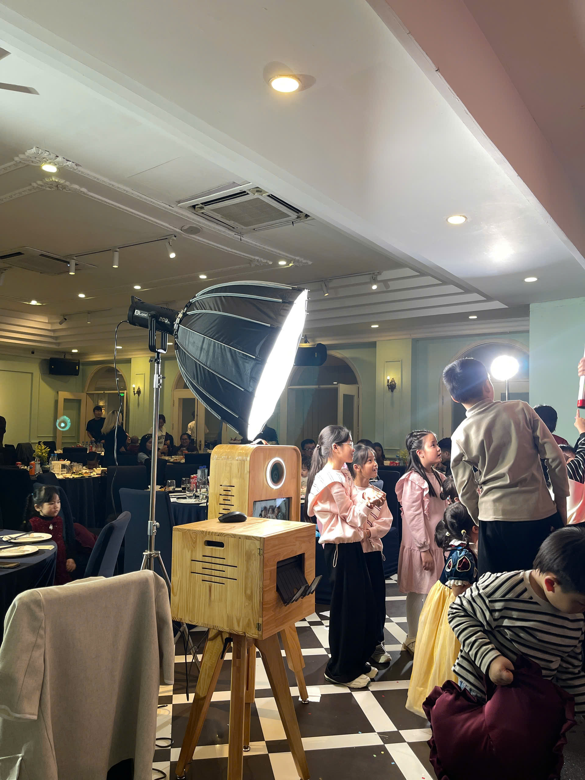 z73616914106143124c023ec0da347cf365572812a4924 copy