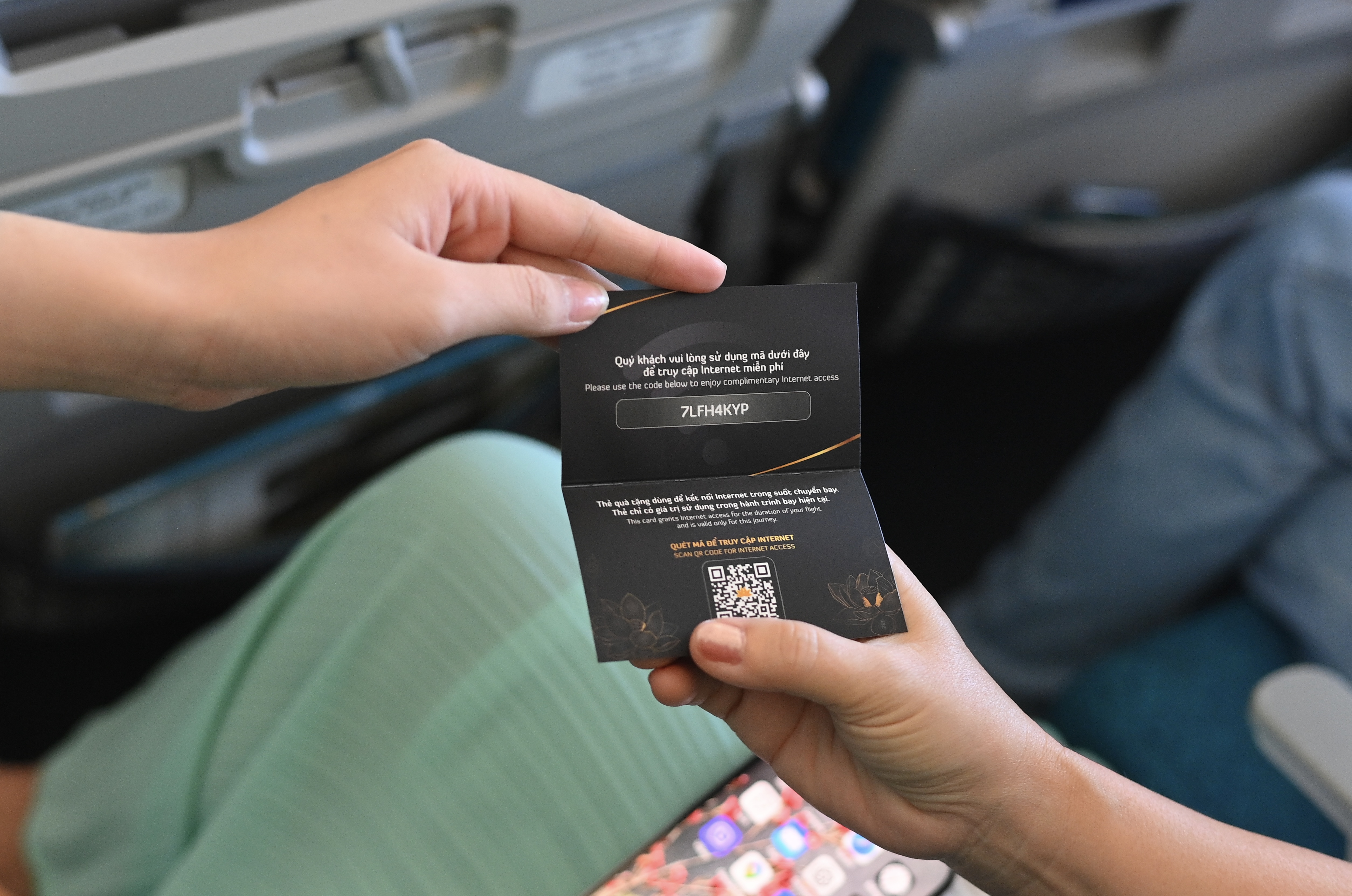 trong thoi gian tu nay den het 3132026 vietnam airlines se tiep tuc cung cap mien phi dich vu internet cho khach hang hang thuong gia va 15 phut nhan tin cho toan bo hanh khach