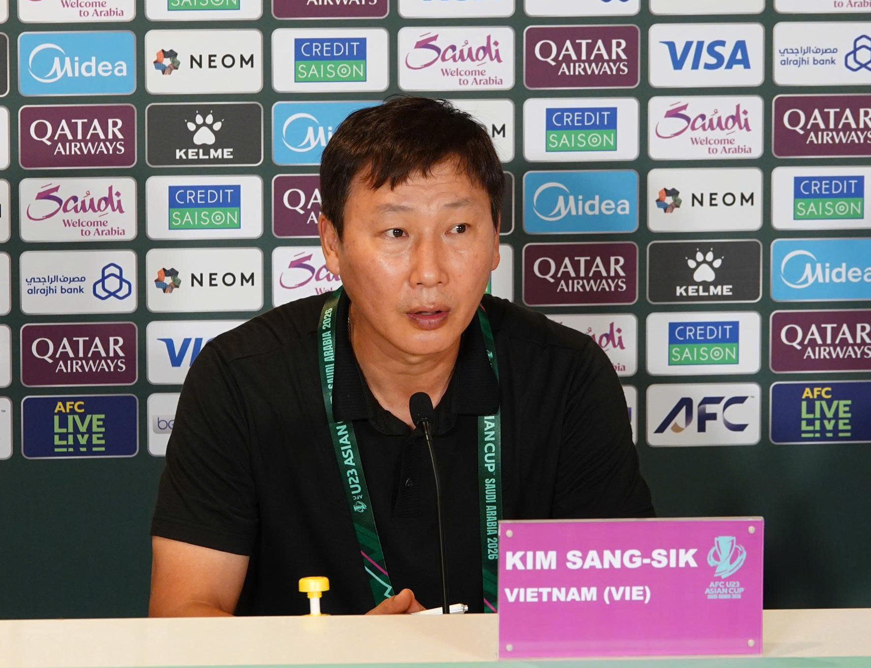 71938edc2a2ca572fc3d