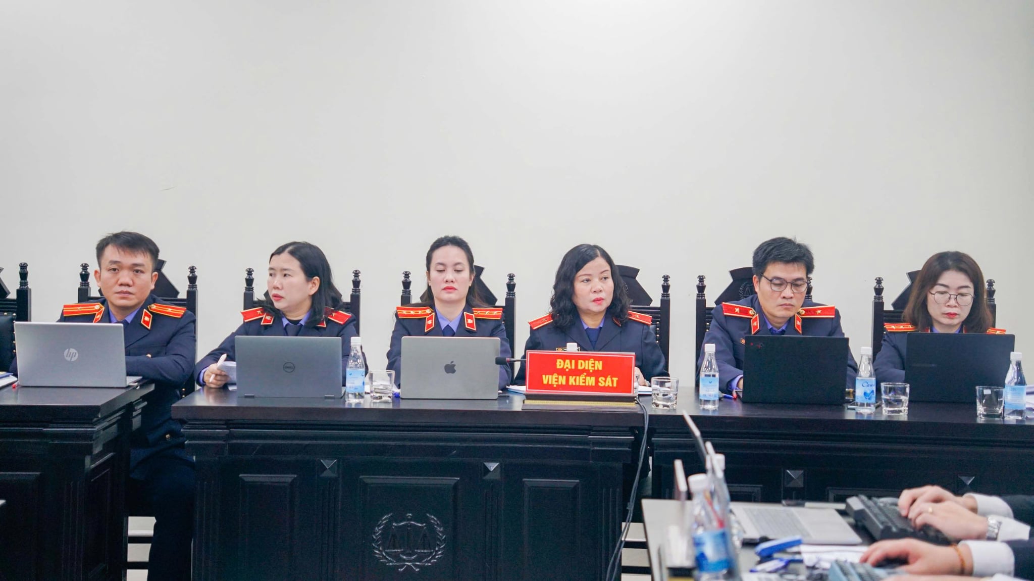 66383ef8 ccf9 48dc a849 0671f1f20363