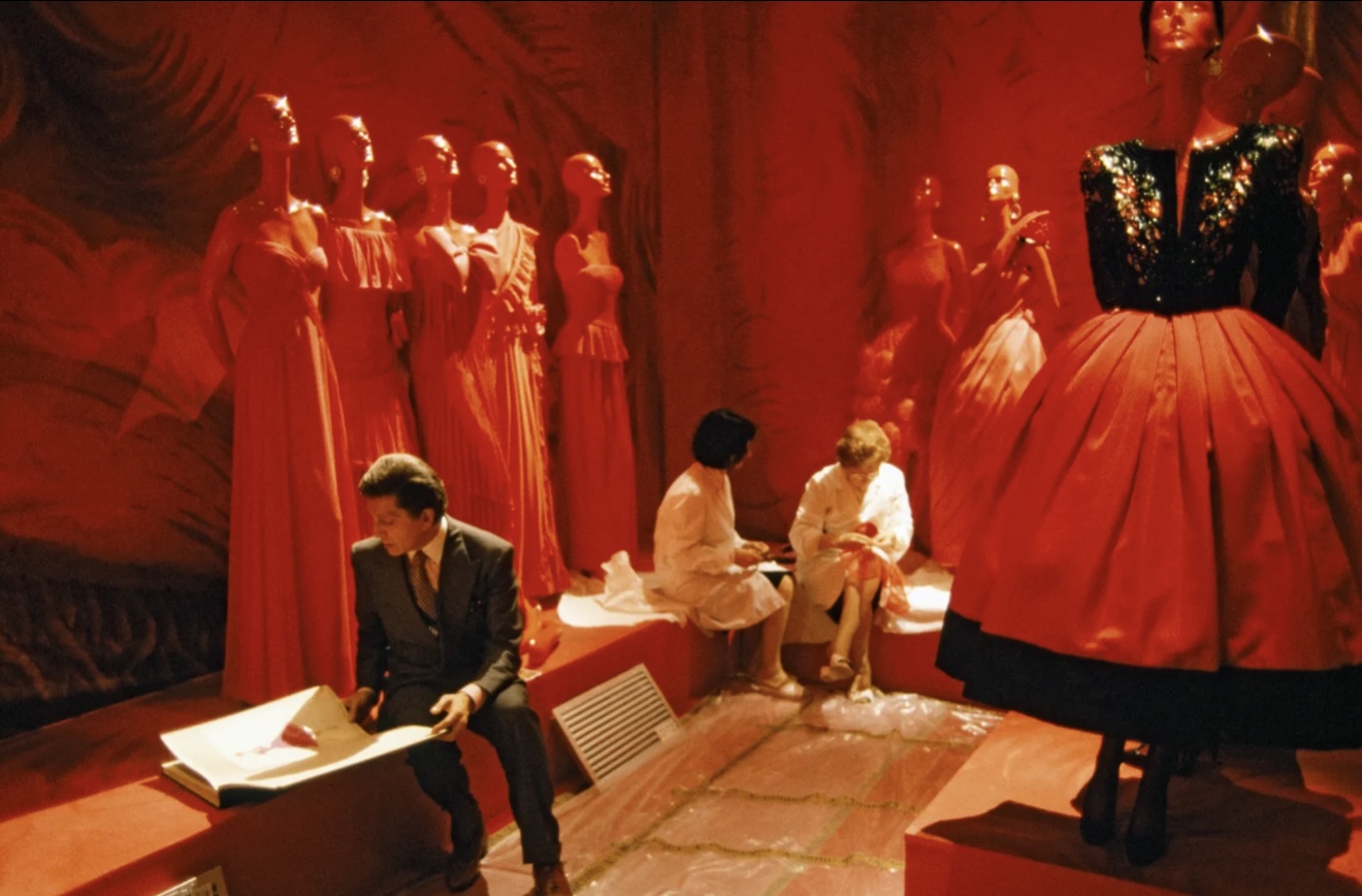 NTK Valentino qua đời: Huyền thoại của những ng&ocirc;i sao tạm biệt thế giới- Ảnh 14.