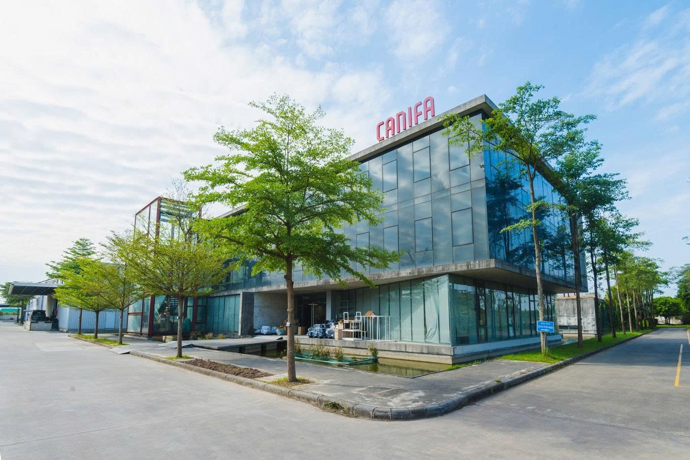 z74485311571954ff8eb95b15124d4b831accaeffc6bc8