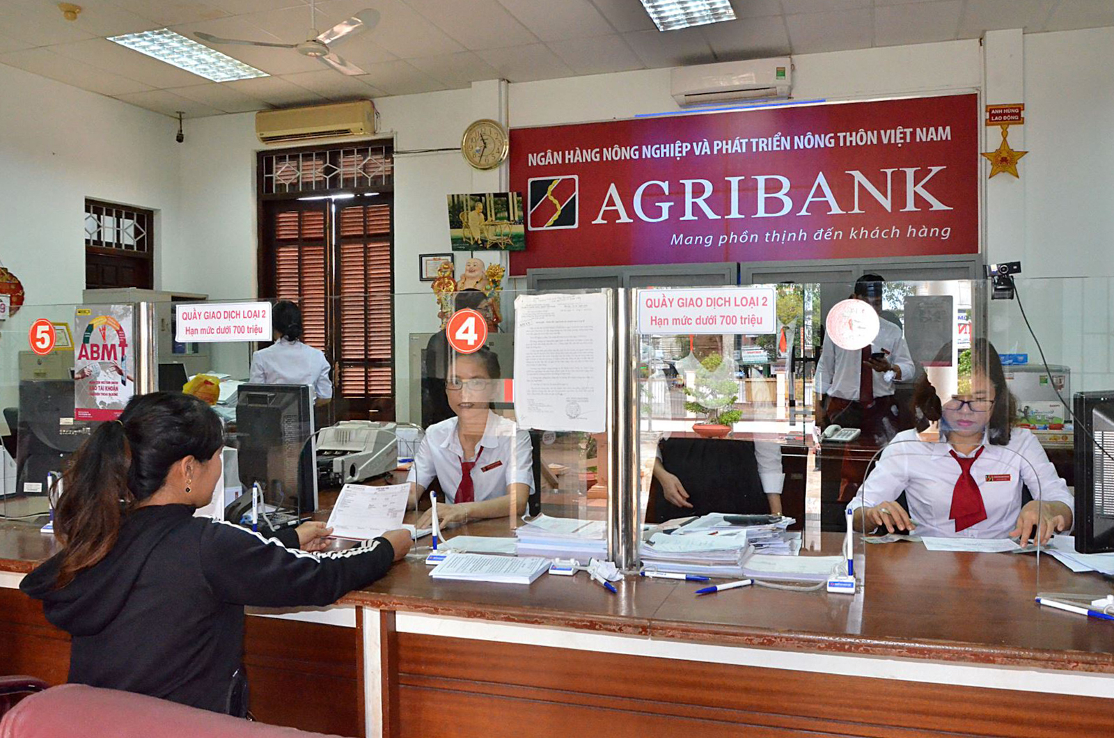 khong anh huong den agribank va tien gui cua khach hang 01 3152 copy