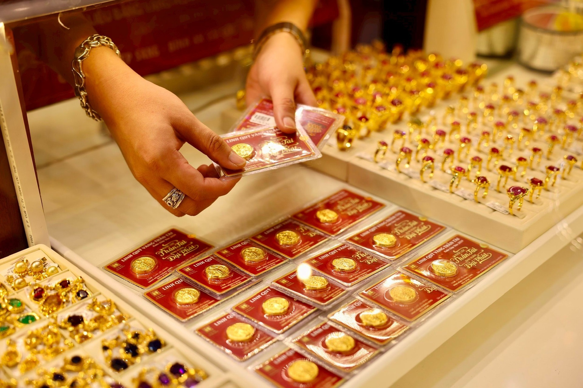 ng sjc tang nhu ten ban mua vang