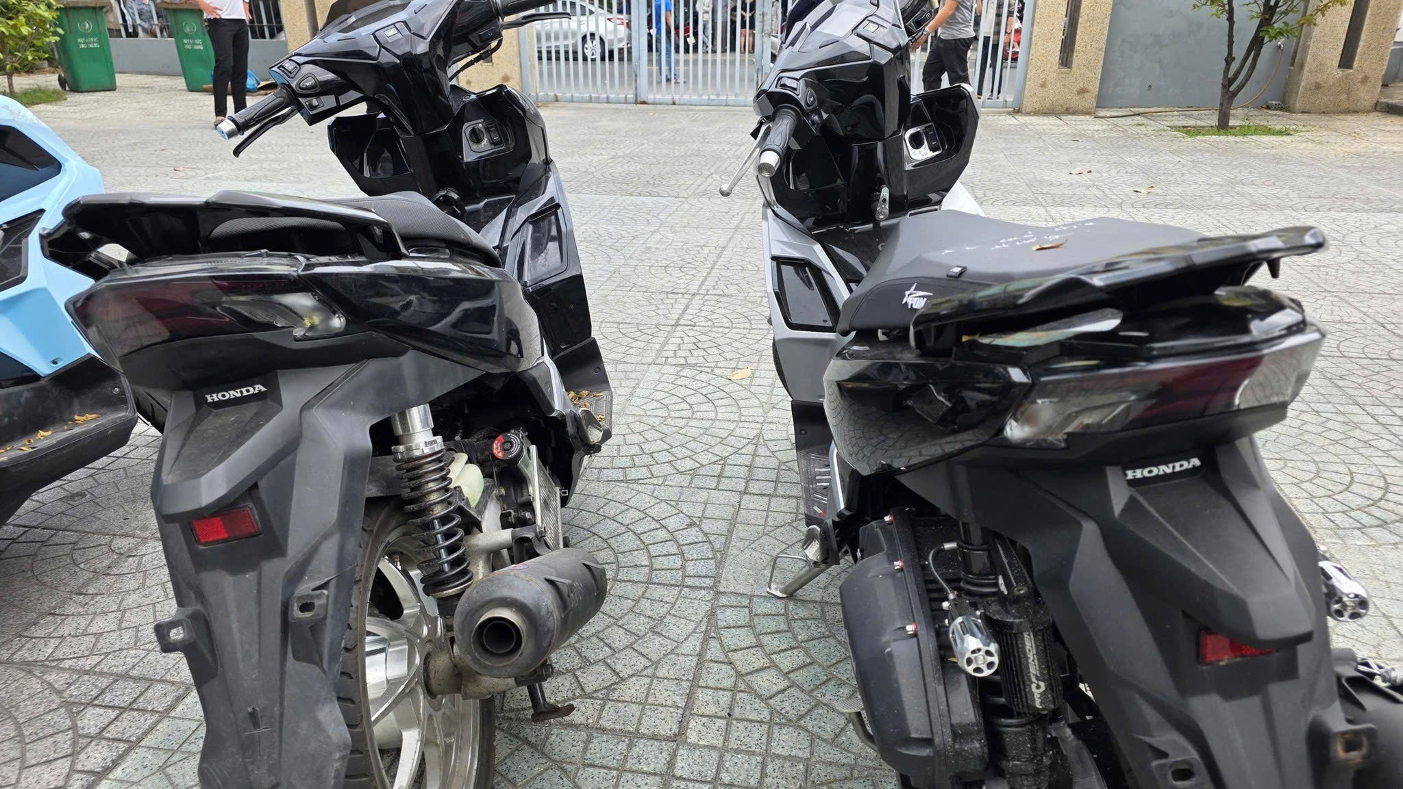 z7566593544890055ddcbf34b81bc78400f47bef79275d