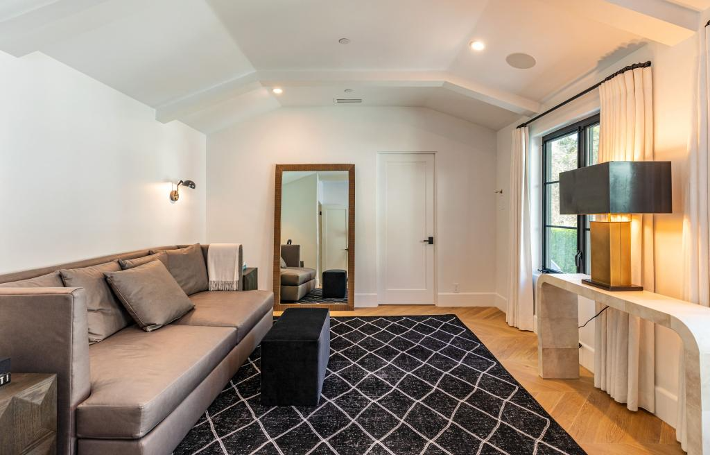 five bedroom home includes seven 13