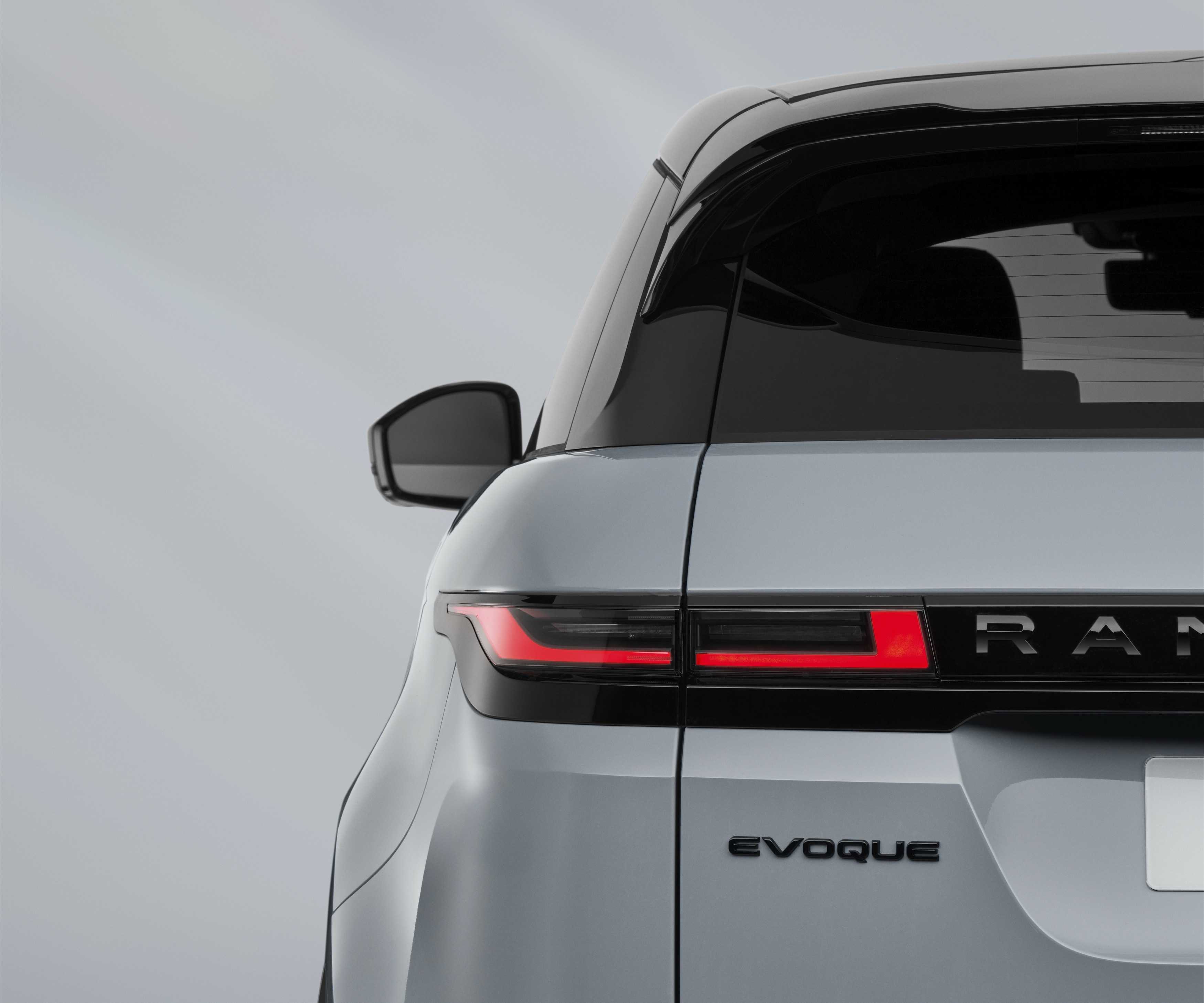 l551evoquearroiosgreyrearlightrt03300x250