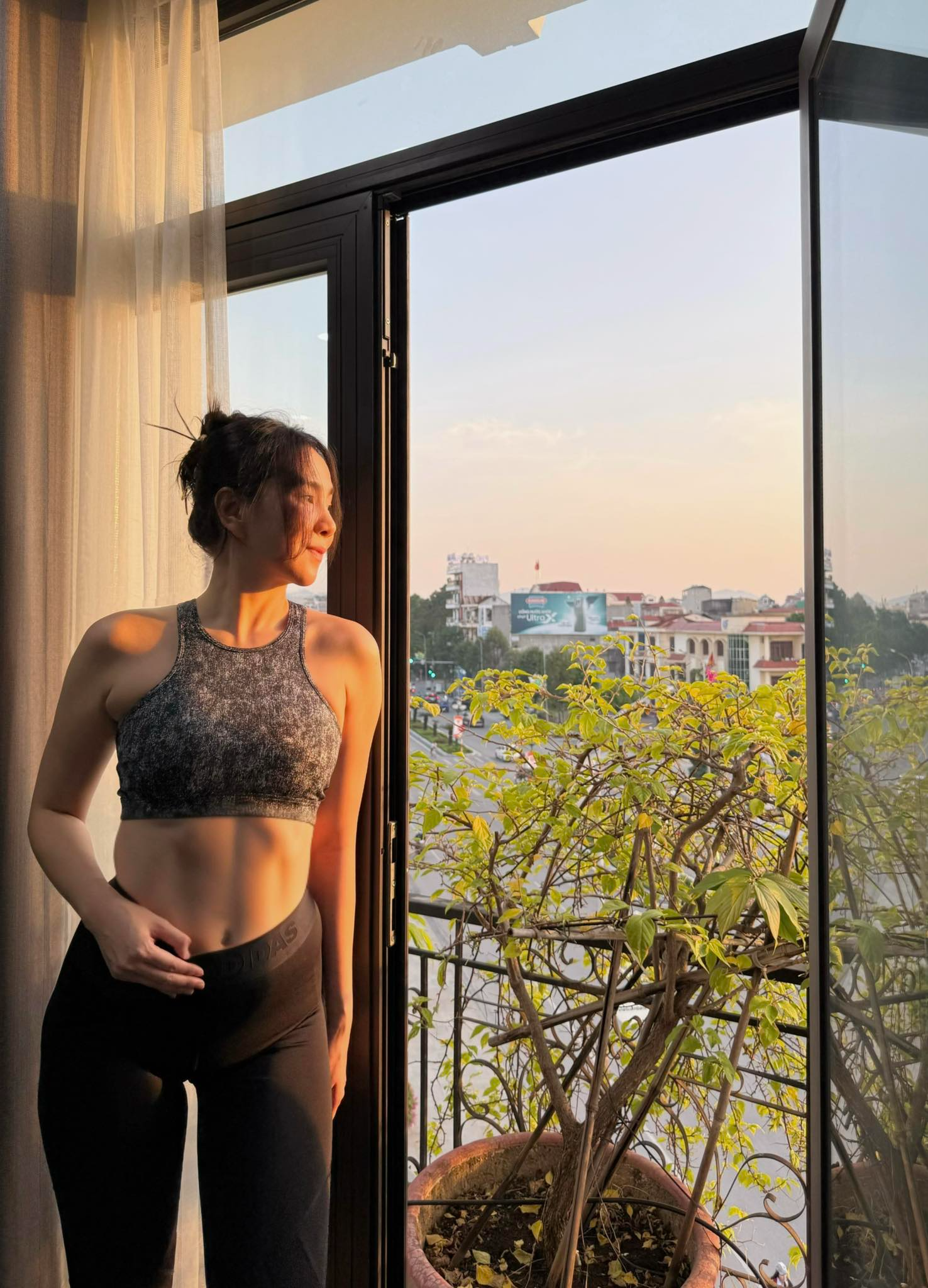 587808418101662561872619788611