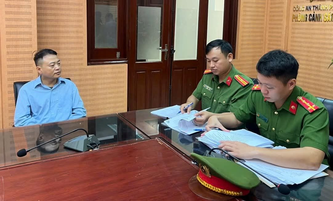 shark binh 1760432191799 17604321924512008971772