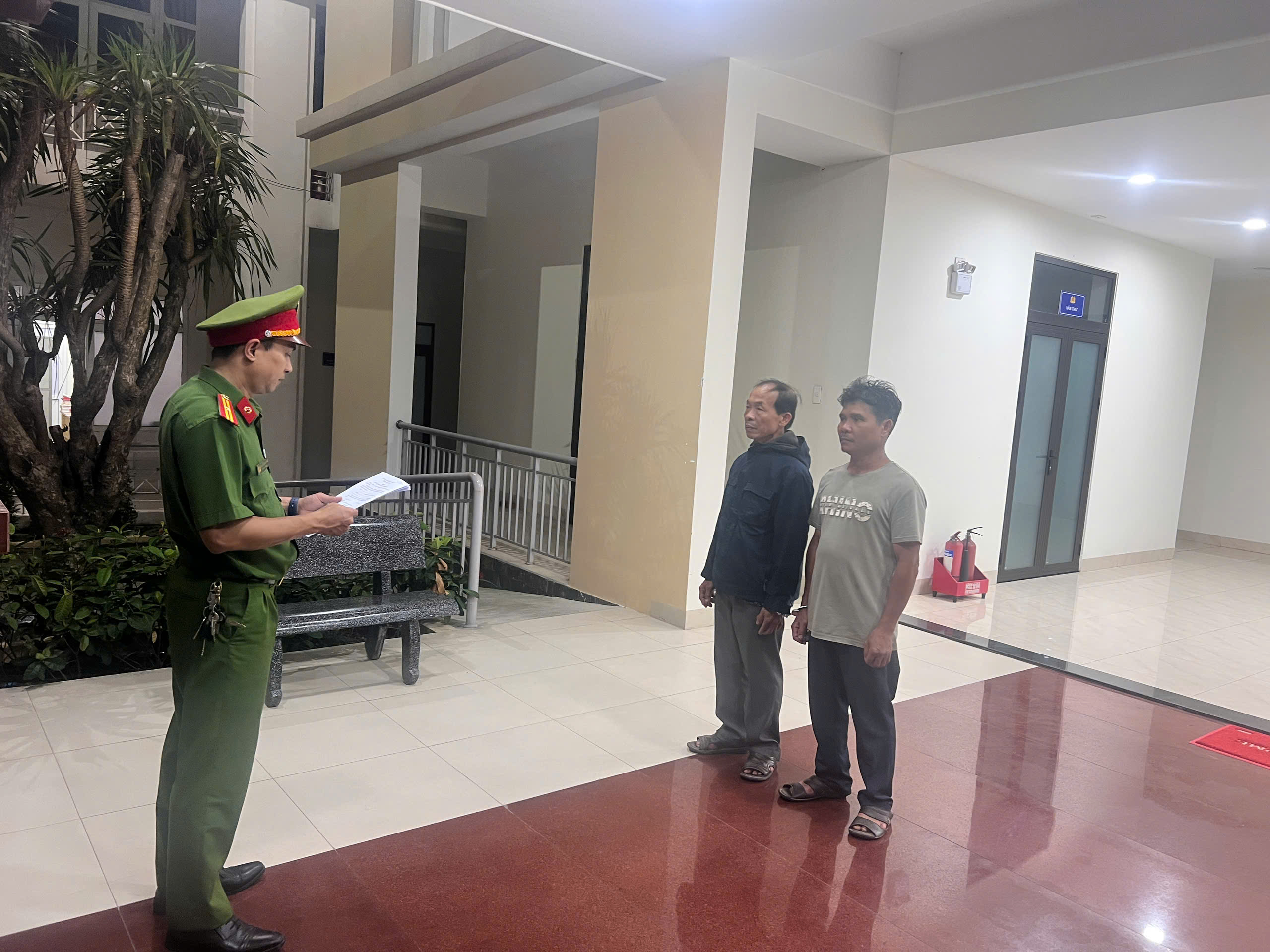 z7646395564922de01bce394927d48a112c6617e2ff385