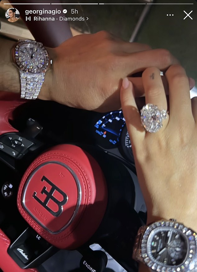 107331079 15668915 image a 11774193126843 17743119252641585688313