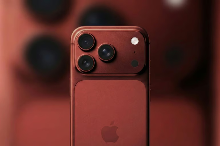 tr 02242026 red iphone 770x513