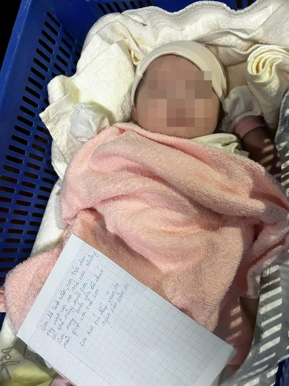 z7676929999060de9a0da3568d6b6e03758f3b3434eabc