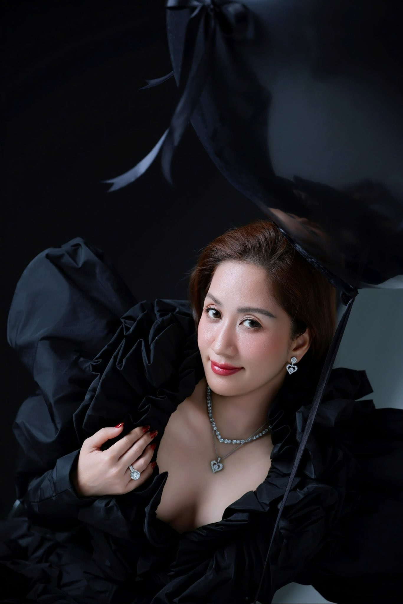 657684759101645818392835597127426005595993211n