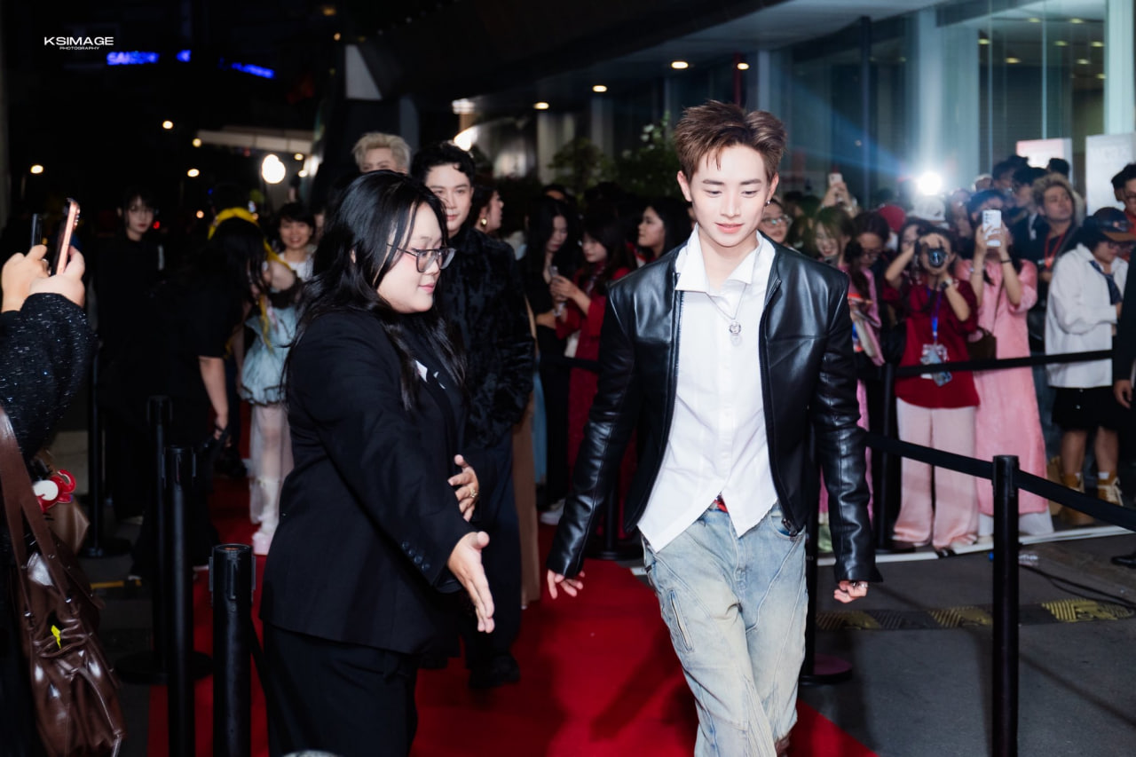 photo32026 04 0217 17 46