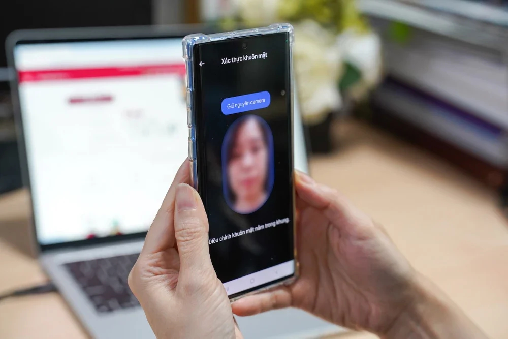 xac thuc sinh trac hoc ngan hang