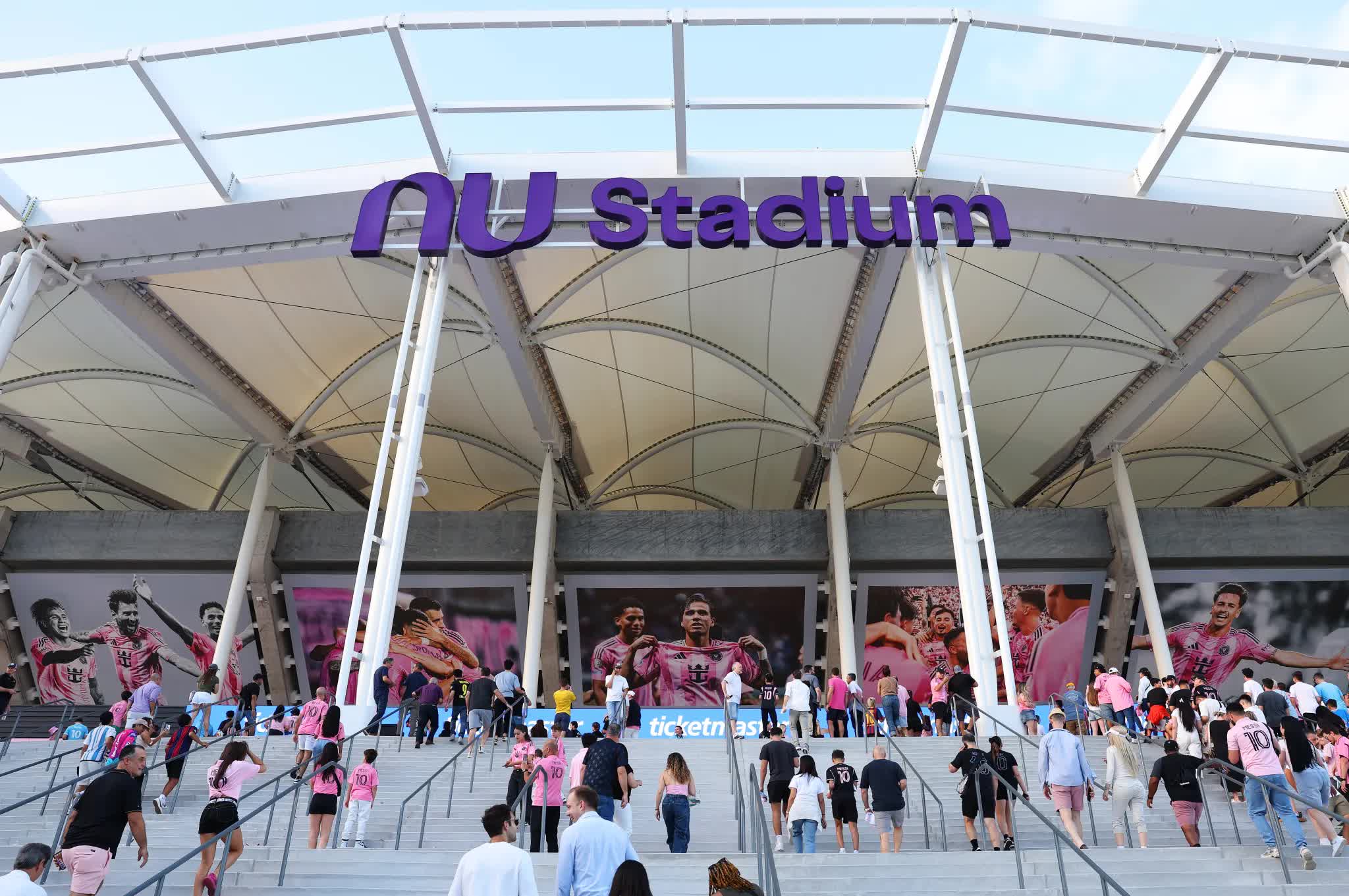 fans walk near newly inaugurated 1071488131 1775429629774834462349