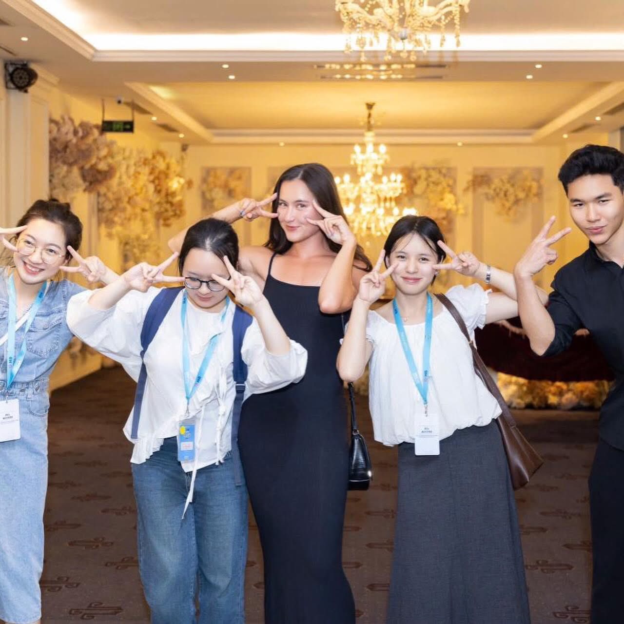 6673586261221855762505931044411757394133034123n