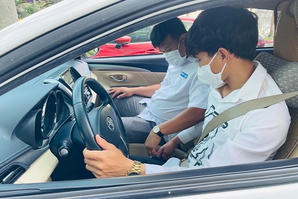 hoc bang lai xe o to b2 tai huyen thach that gia re do 10030013