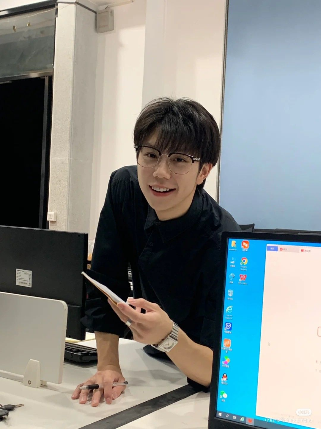 2740c4a2d3e24f51d2694971dca4e9f3