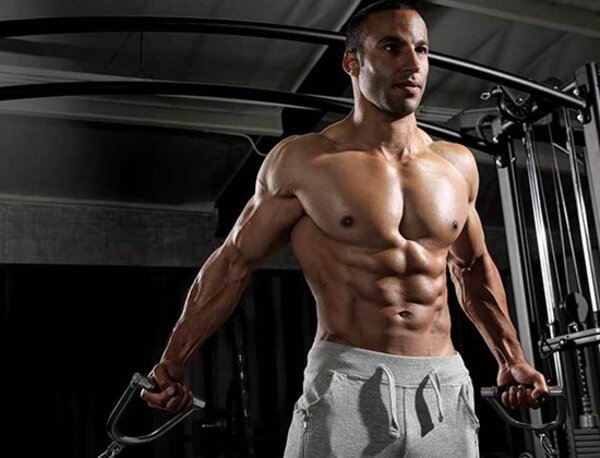 2611mot co nguc lon khong chi dep ma con giup ban tap duoc nhieu bai tap hon 17760745350061411640994