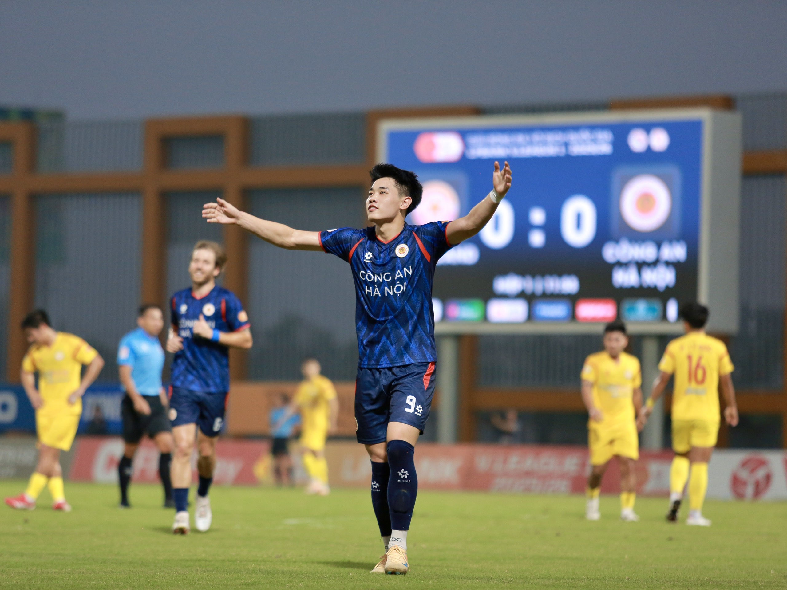 6796e9c02ba5aafbf3b4