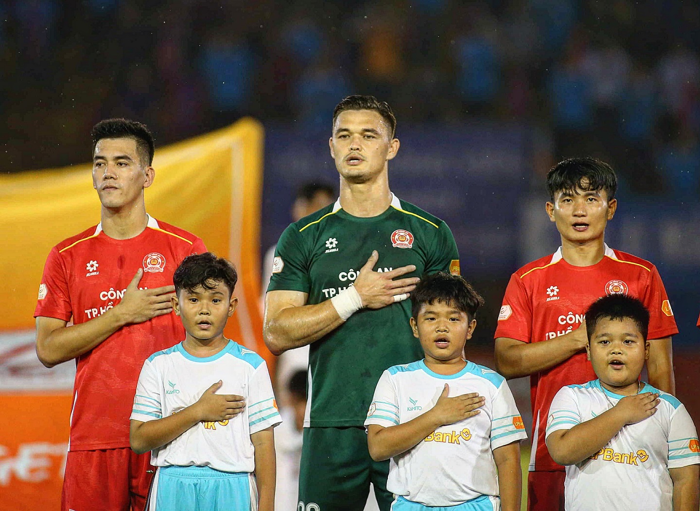 554346556185333336230436994905539375900545424n