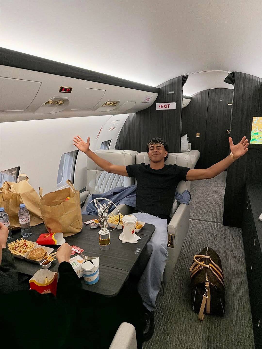 670897603186674961400579785152665632429580895n 1 1