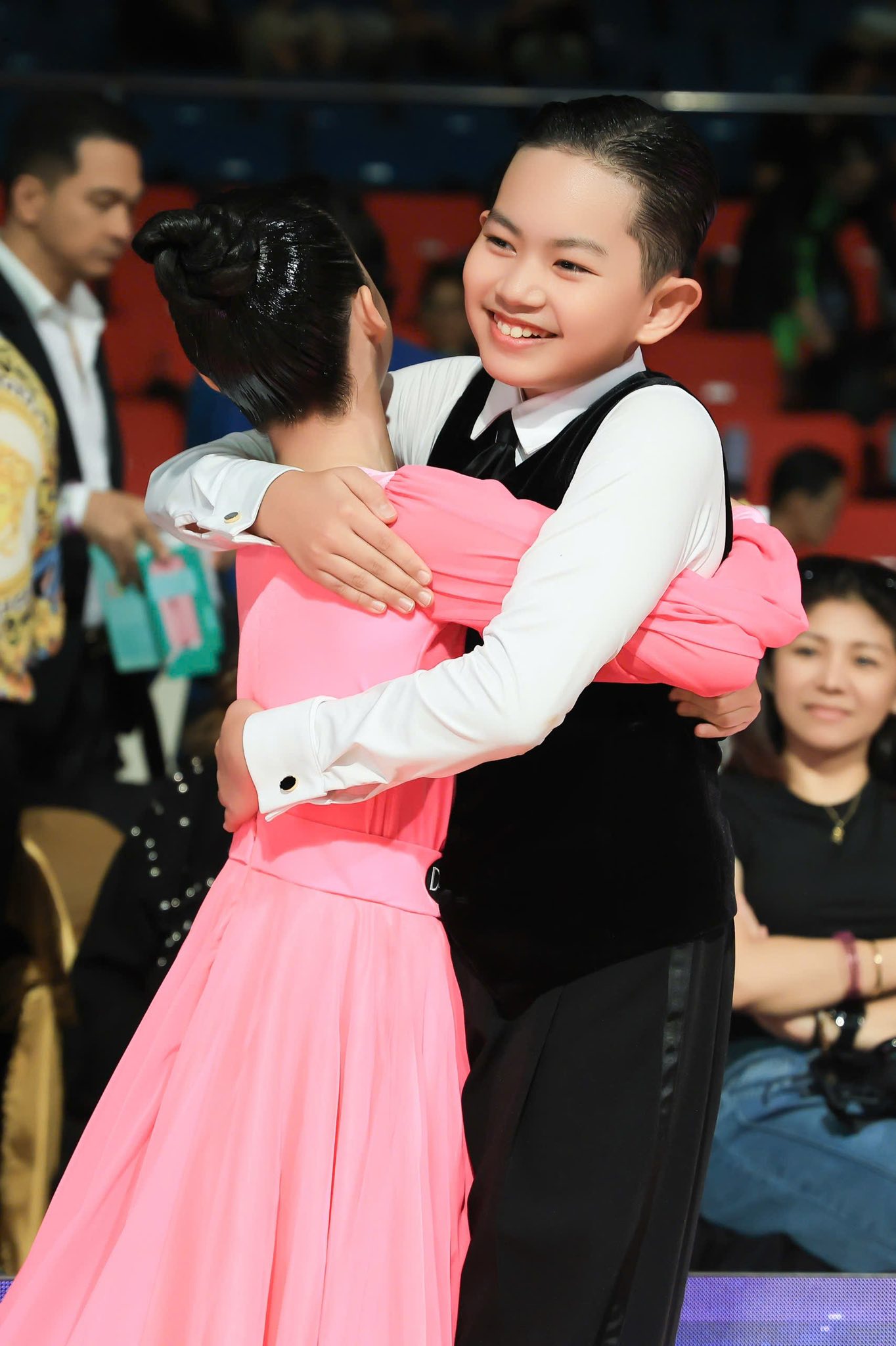 67356016715447325870115671160777197425326933n