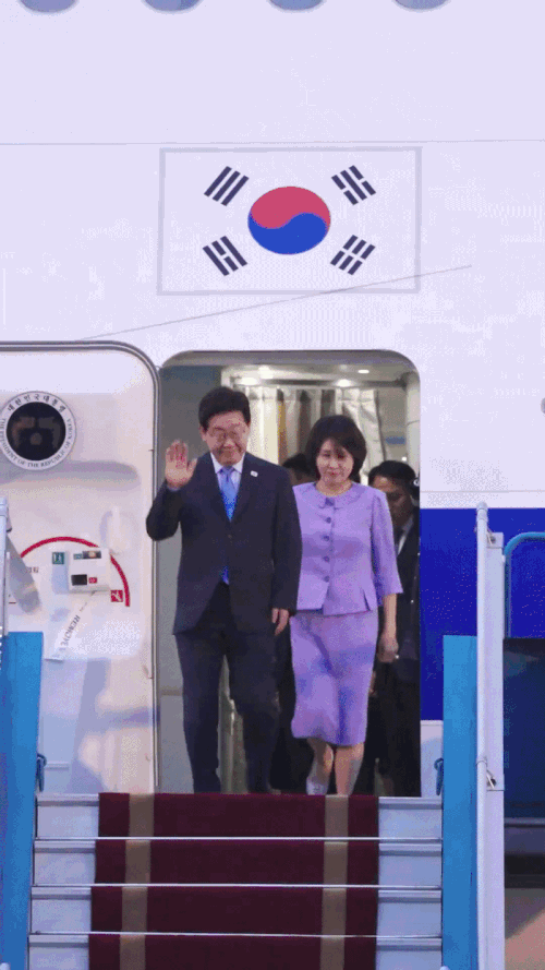 snaptikvn7631412599267134741 ezgifcom resize 1