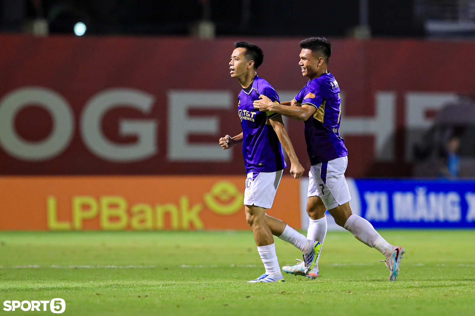 2058249833298982057 30003