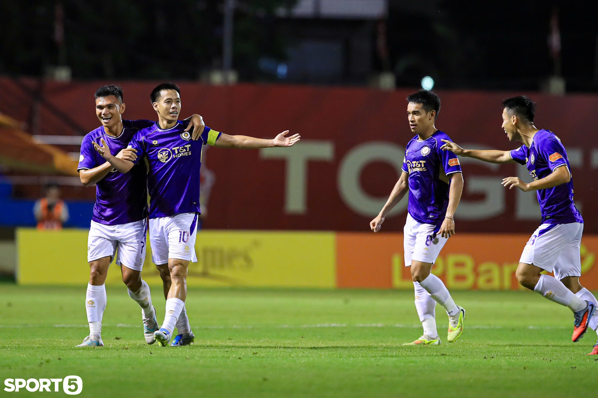 2058249833298982057 40004