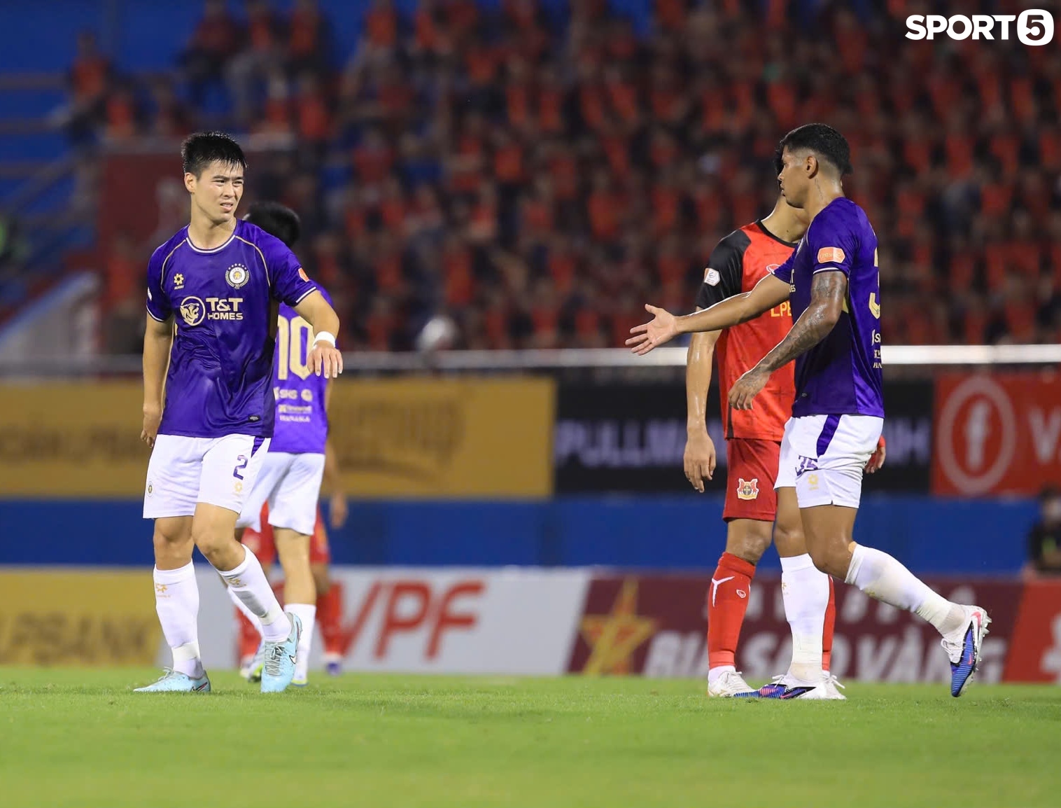 411579040394222016 10001