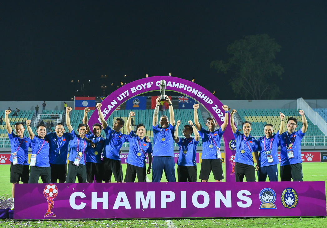 z776074819970329fad331d86231c356899b9a1ffcd243