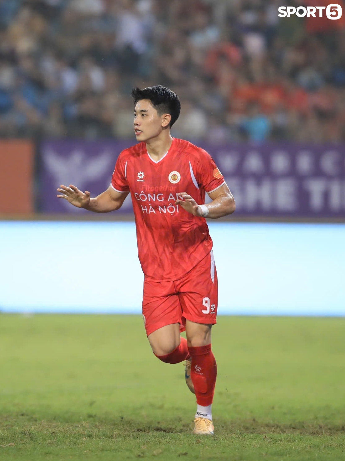 1564388325983518449 100101