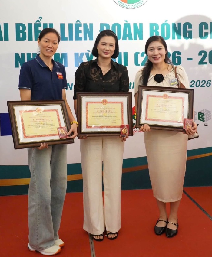 6842090171573426518 177741897991023137580