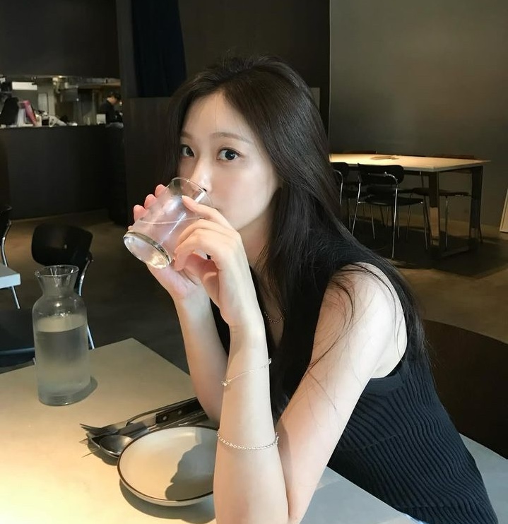 nguoi dan ong 29 tuoi mau trang nhu sua nhot nhu mo lon vi uong 2 thu thay nuoc loc anh3