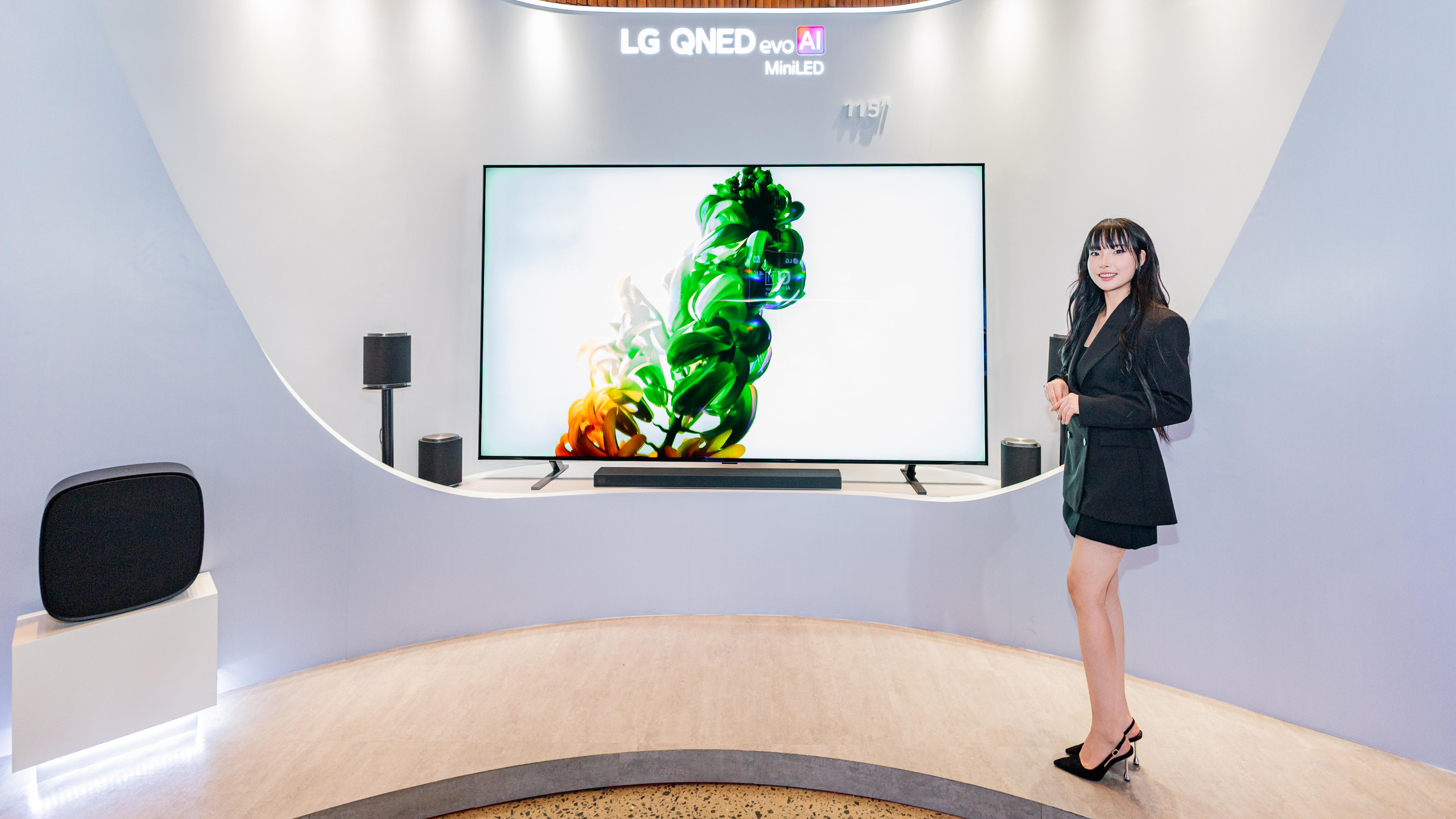 lg qned evo ai kich thuoc 115 inch dap ung nhu cau giai tri voi rap phim tai gia khong gian the thao va gaming quy mo lon 2