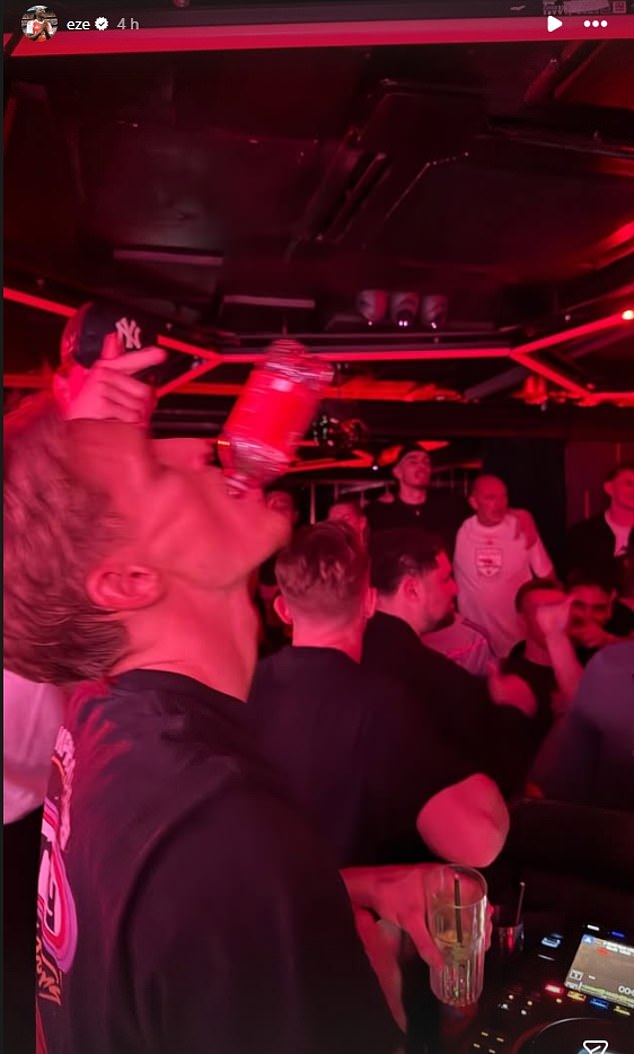 108739725 15833199 skippermartinodegaardmockedarsenalscriticsatwhatappeare a 81779265697369 17793211902161866832323