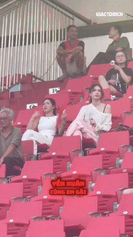 gif 1