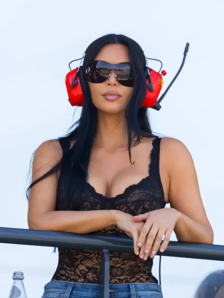 kim kardashian seen qualifying ahead 1086523576 17808922345181618385679