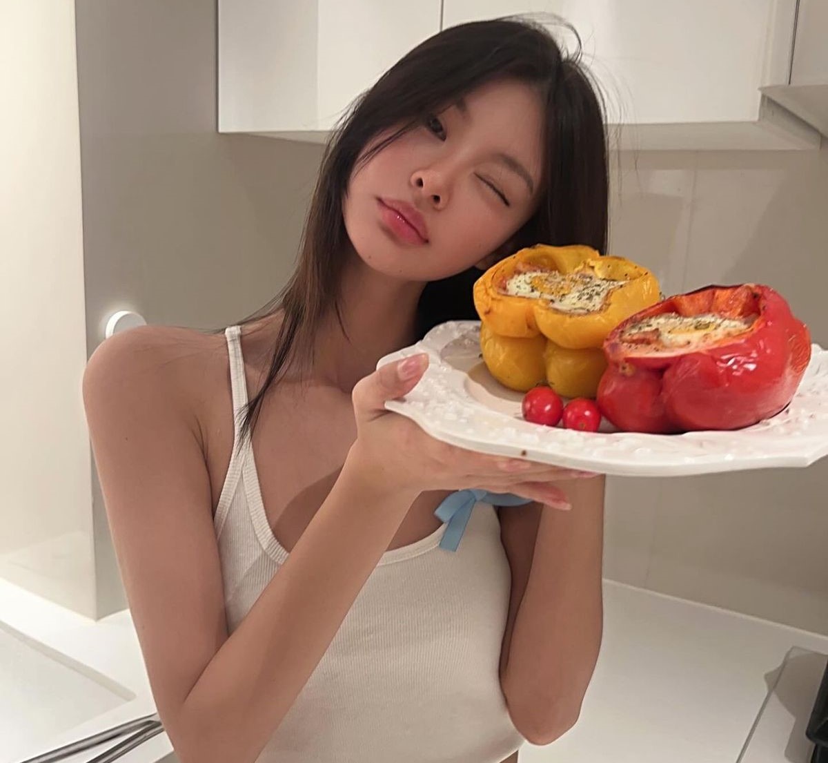 cuu a hau hong kong qua doi trong luc ngu chuyen gia khuyen co 5 thu phai di kham nguc nga anh4