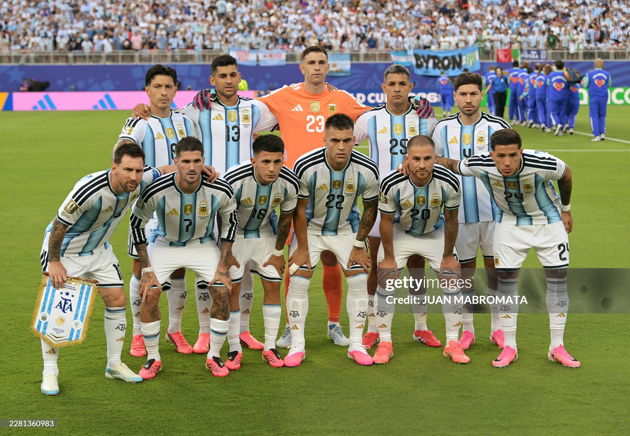 gettyimages 2281360983 2048x2048