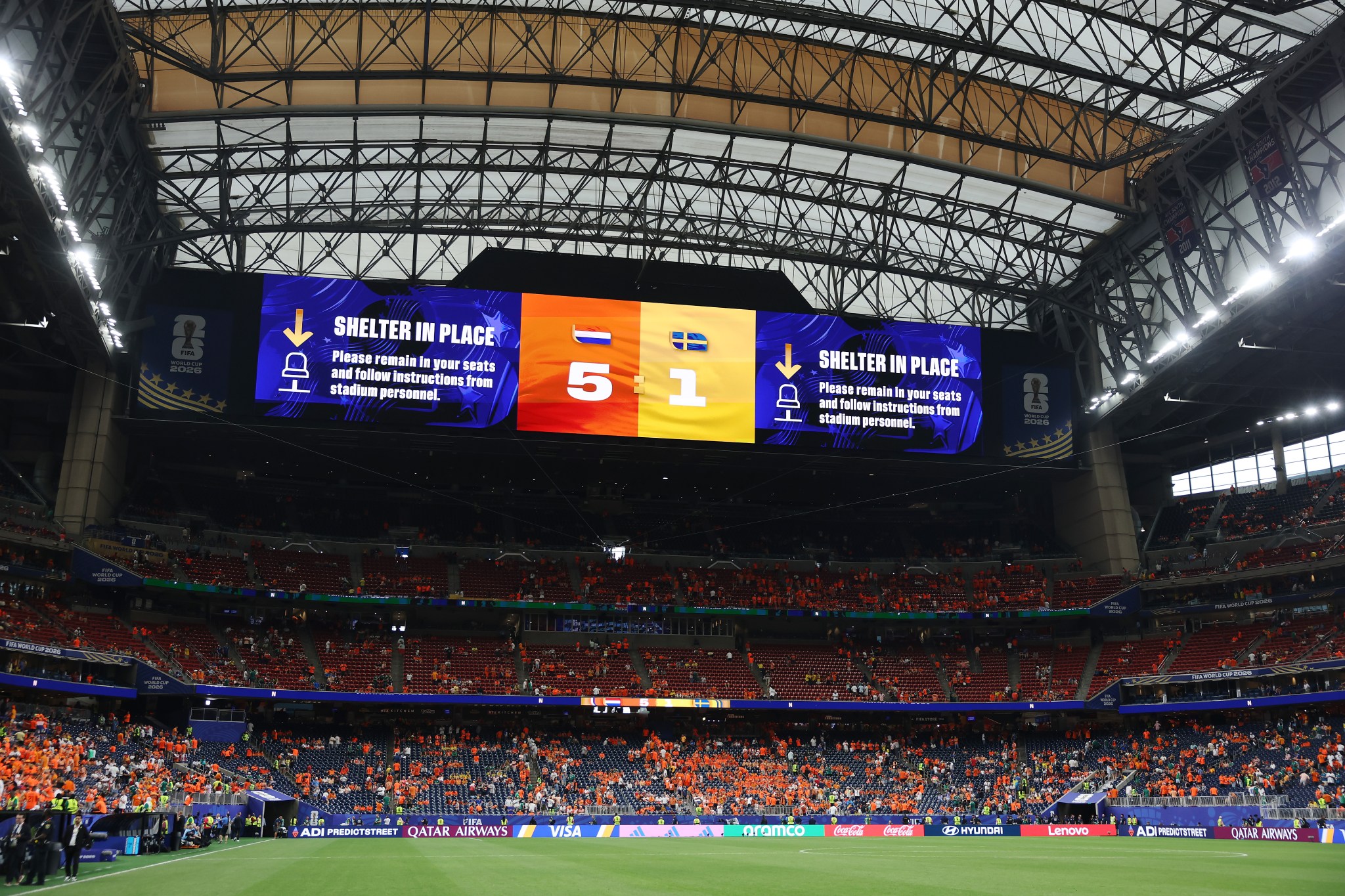 big screen displays final result 1089854795 1781998004477314882082