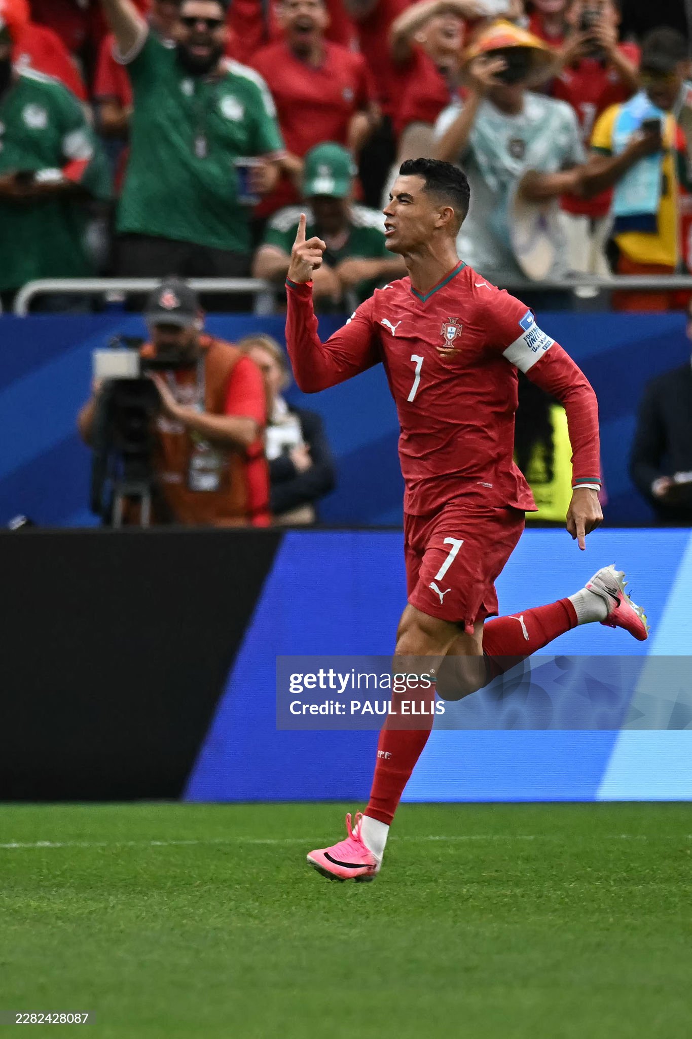 gettyimages 2282428087 2048x20481
