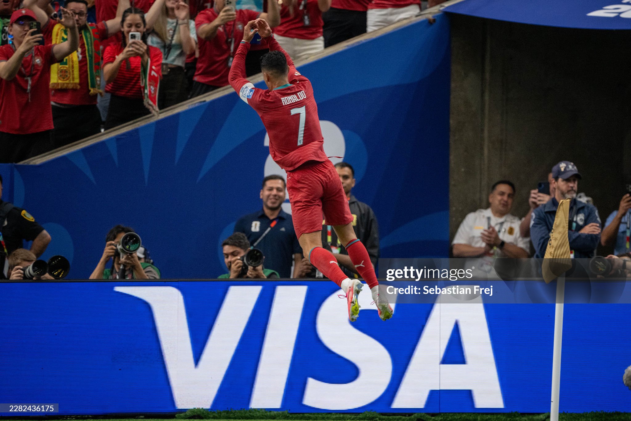 gettyimages 2282436175 2048x2048