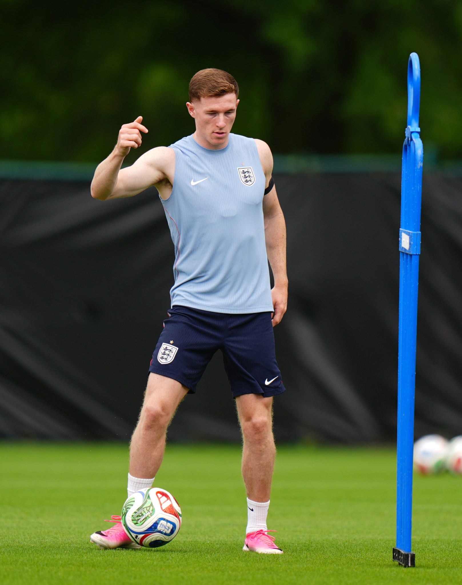 englands elliot anderson training session 1091262643 1782521858239353255949