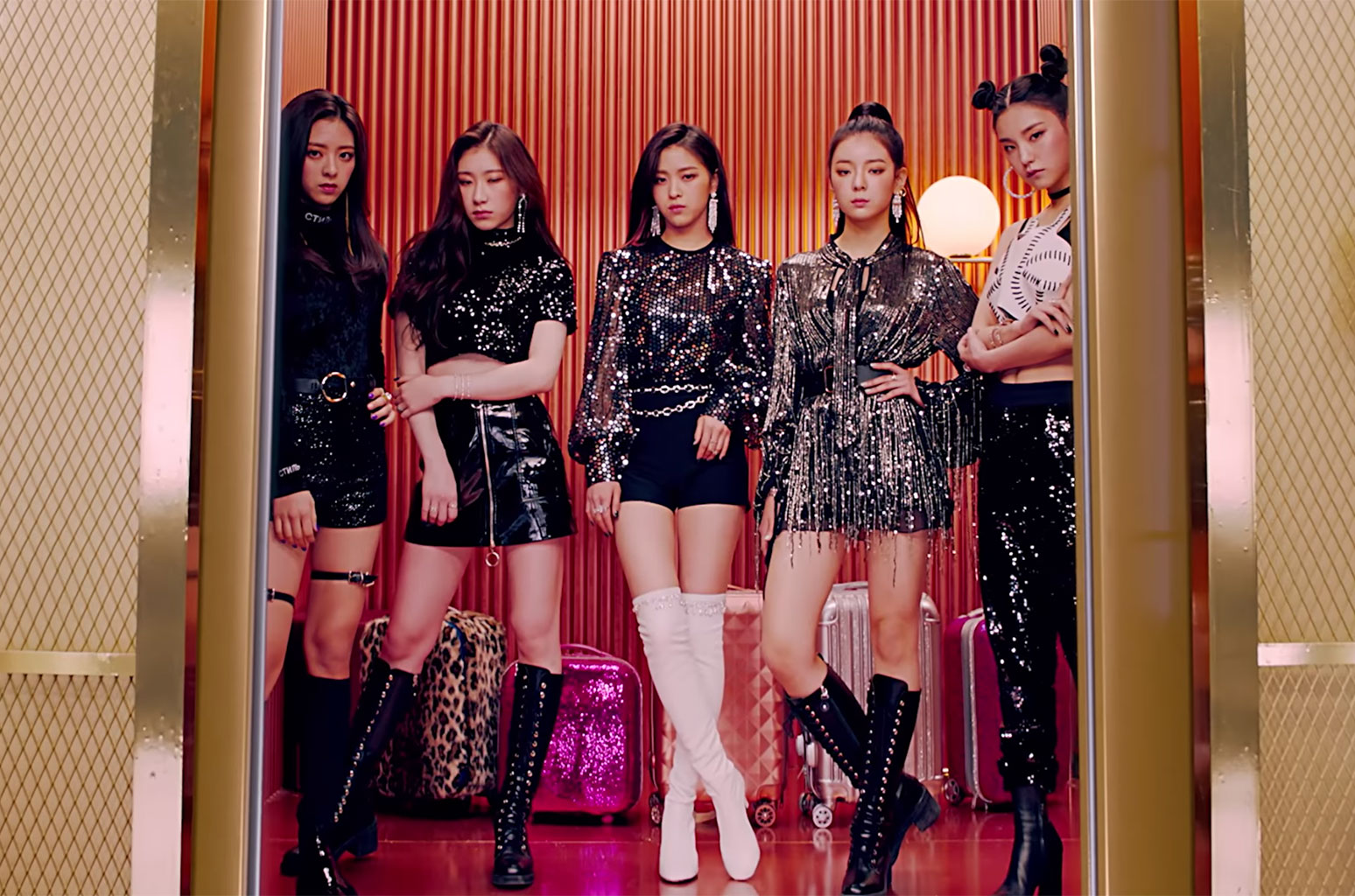 itzy dalla dalla screenshot 2019 billboard 1548
