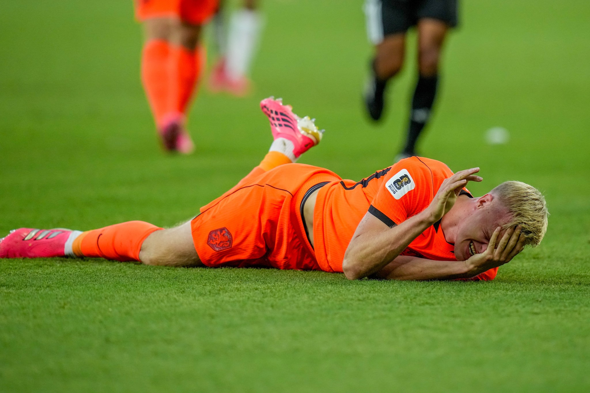 reacts injury world cup round 1092065589 1782792400391807515652